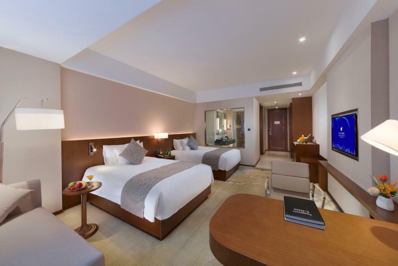 Grand New Century Hotel Jingyue Changchun Zhuanwachang Exteriör bild