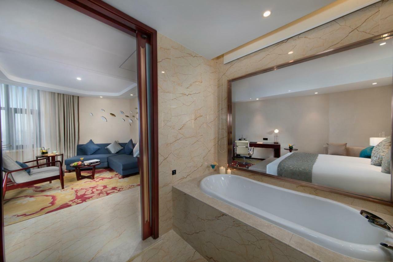 Grand New Century Hotel Jingyue Changchun Zhuanwachang Exteriör bild