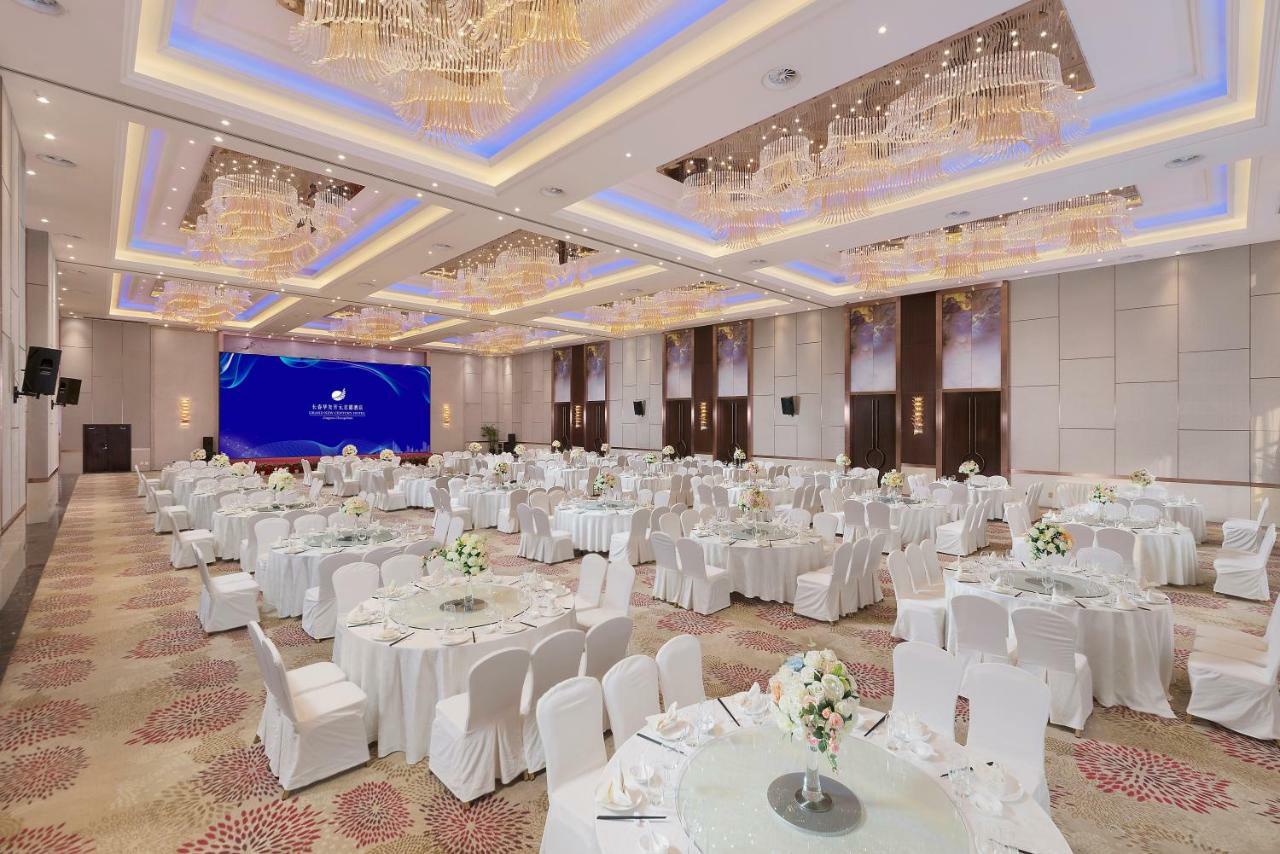 Grand New Century Hotel Jingyue Changchun Zhuanwachang Exteriör bild